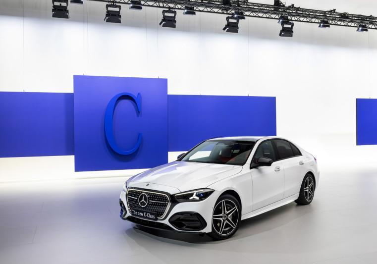Classe C - Berlina in salone