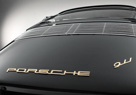 Cofano motore prima Porsche 911