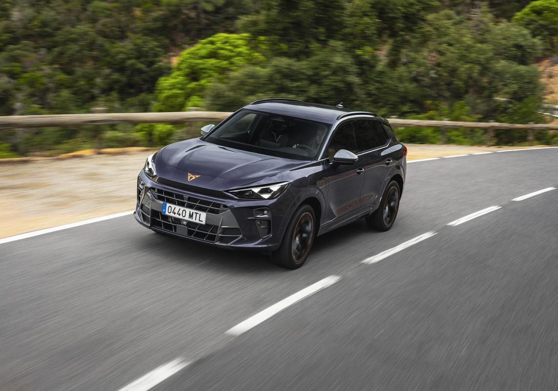 Cupra Terramar e-HYBRID 4