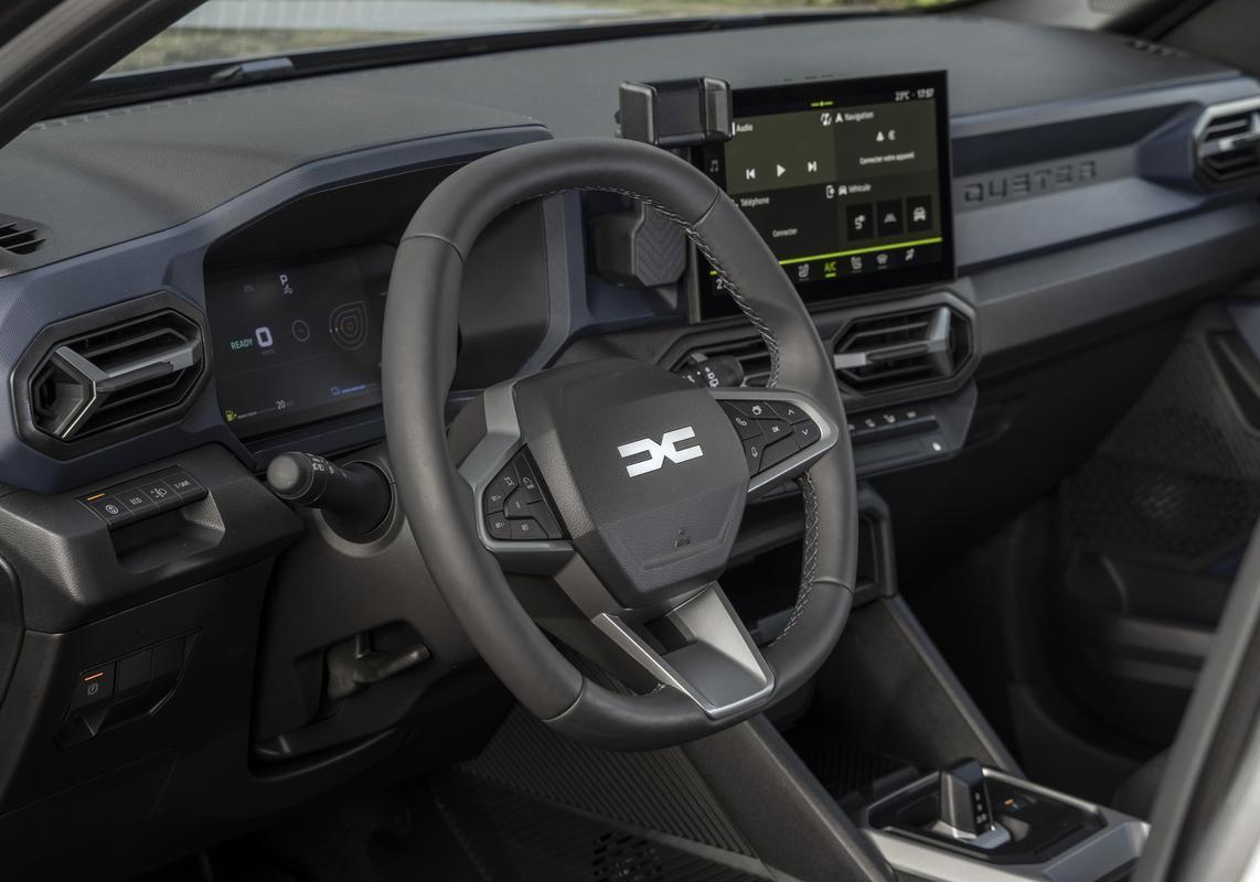 Dacia Duster 2024 extreme interni