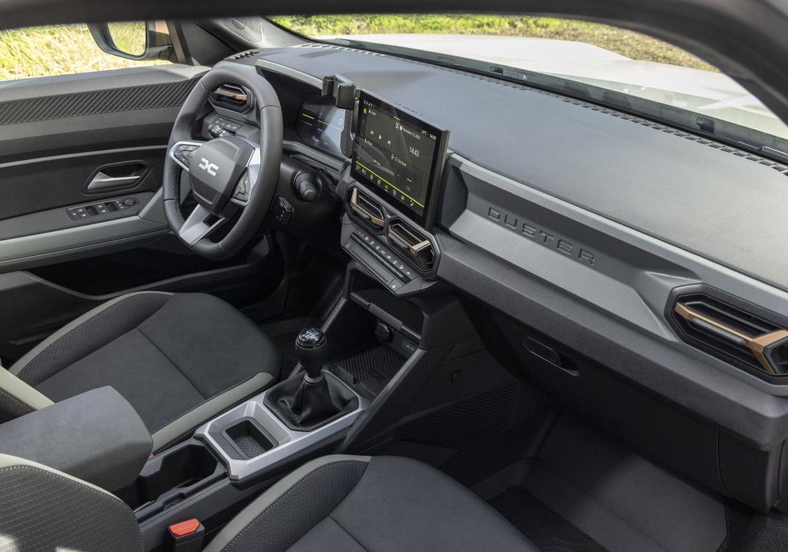 Dacia Duster 4x4 extreme 2025 interni