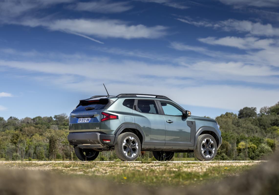 Dacia Duster 4x4 suv economici