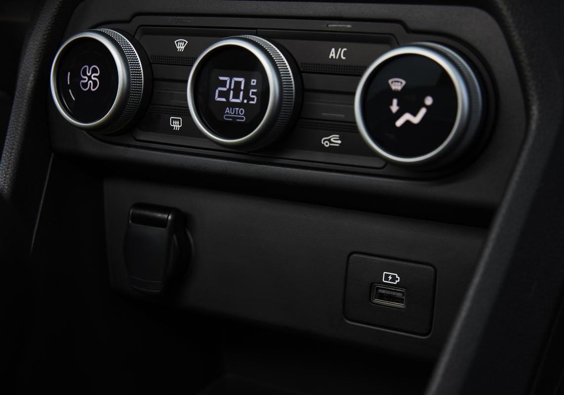 Dacia Jogger Hybrid extreme climatizzatore automatico