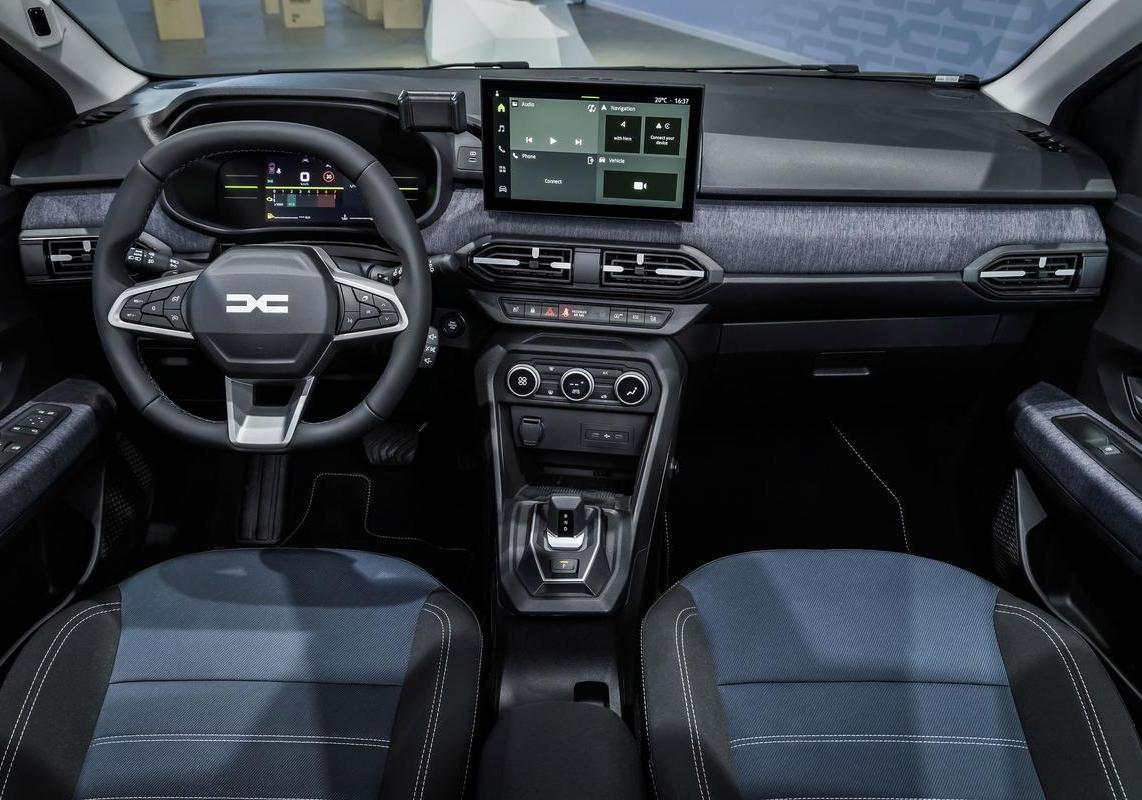 Dacia Jogger restyling 2025 interni