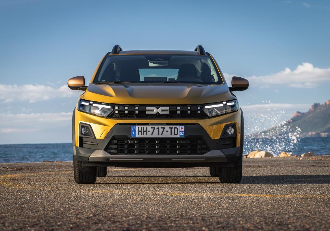 Dacia Sandero GPL automatica anteriore