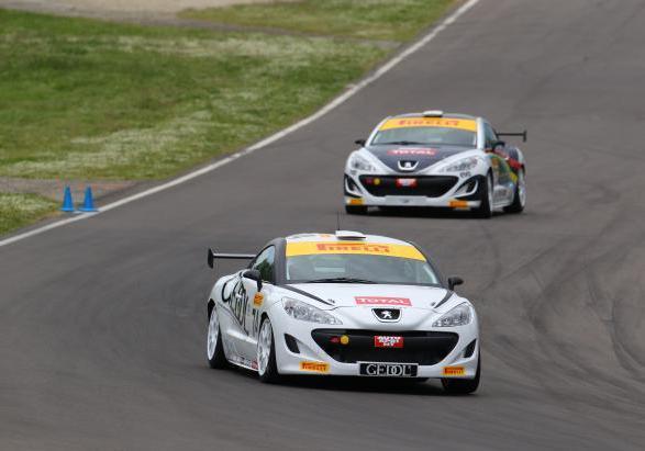 EVO Trackday 2013 Peugeot RCZ Cup in pista