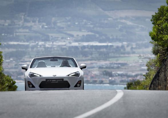 Festival della Velocità di Goodwood Toyota FT-86 anteriore