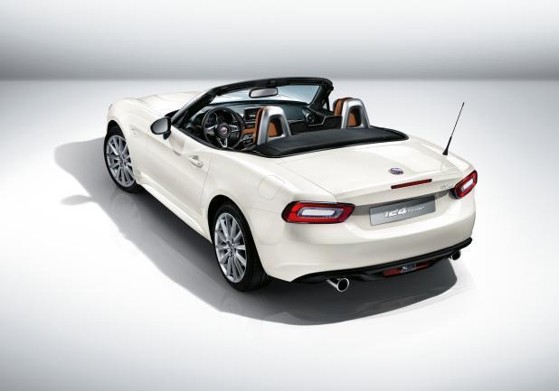 Fiat 124 Spider posteriore