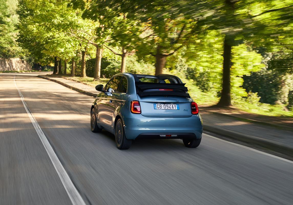 Fiat 500 elettrica cabrio