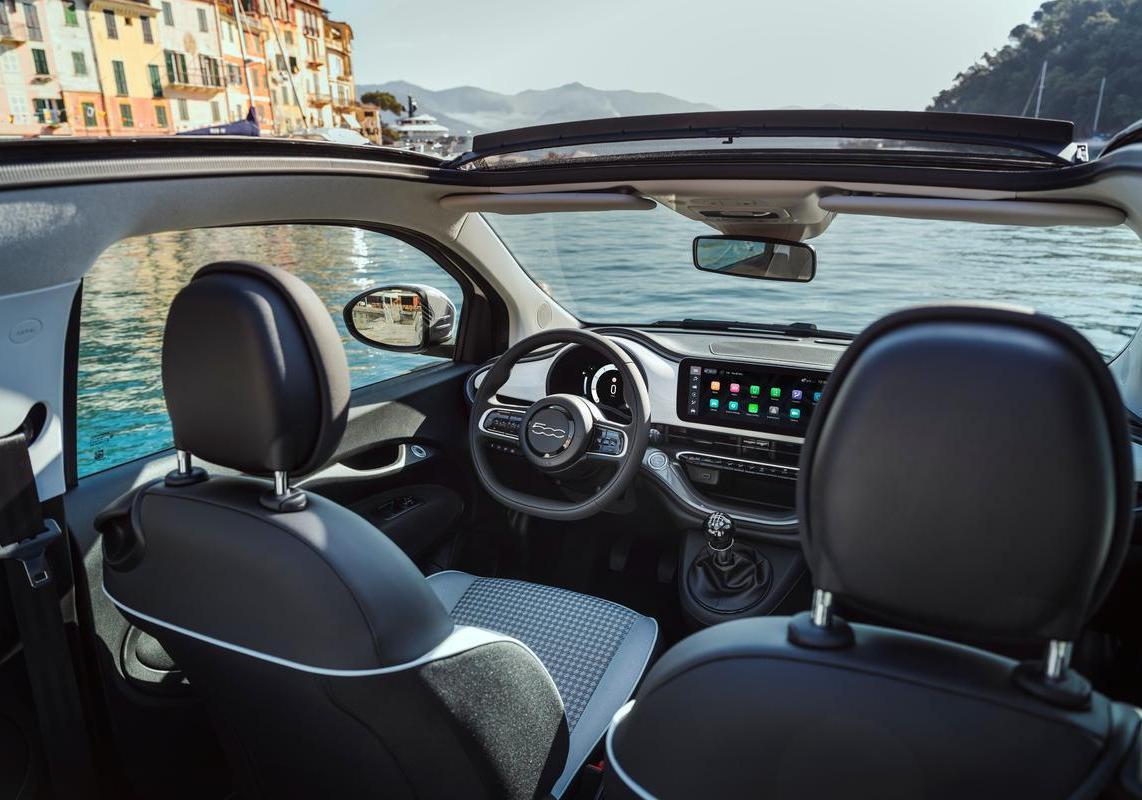 Fiat 500 Hybrid Dolcevita - interni