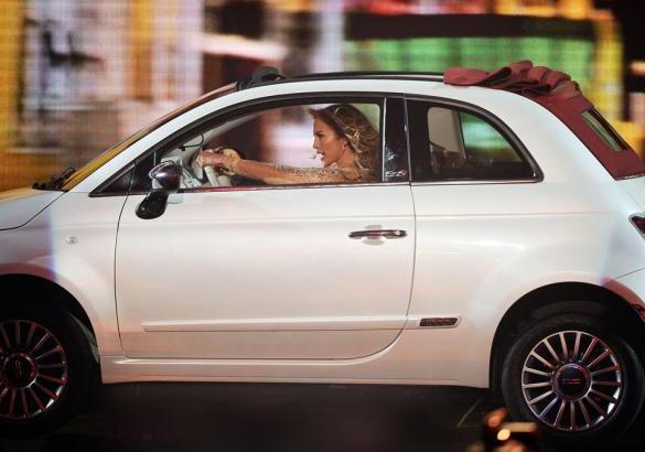 Fiat 500 testimonial Jennifer Lopez 2