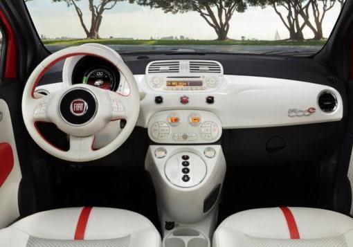 Fiat 500e interni