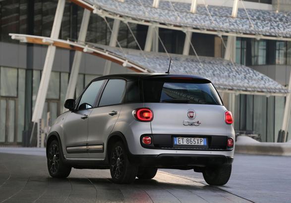 Fiat 500L Beats Edition tre quarti posteriore lato sinistro