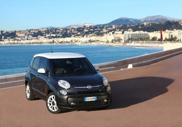 Fiat 500L 1.6 Multijet II 105 cv anteriore dall'alto