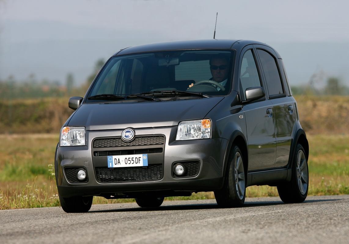 Fiat Panda 100 hp grigia