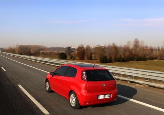 Fiat Punto 2012 4