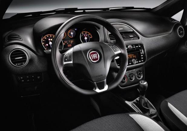 Fiat Punto 2013 interni