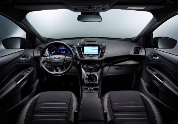 Ford Kuga 2016 interni