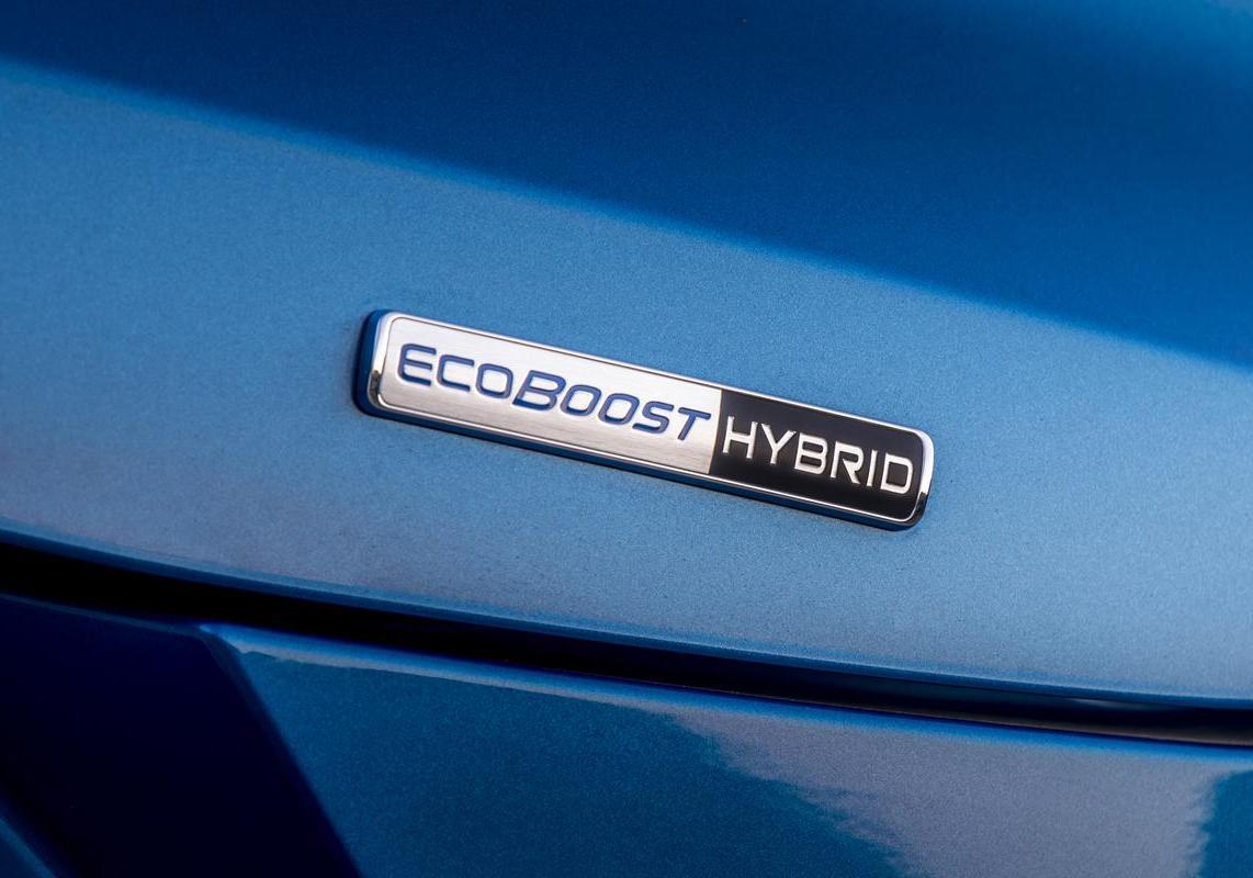 Ford Puma 1.0 EcoBoost Hybrid St Line Vignale badge