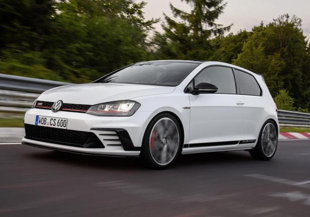 Golf GTI Clubsport tre quarti anteriore