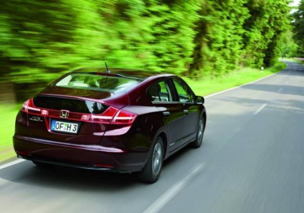 Honda FCX Clarity tre quarti posteriore