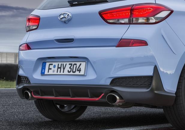 Hyundai i30 N dettaglio estrattore