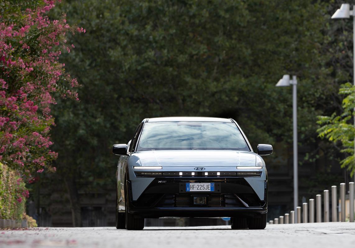 Hyundai Ioniq 3 N Line Launch Edition 12