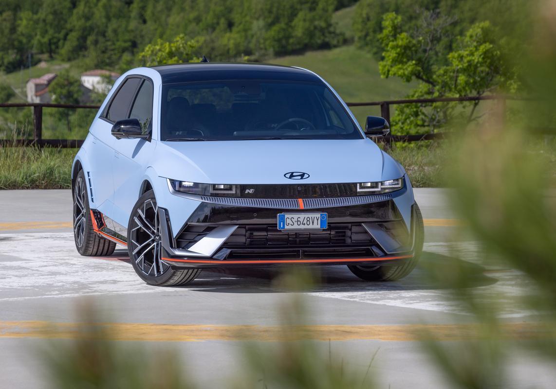 Hyundai Ioniq 5 N Performance Blue immagine