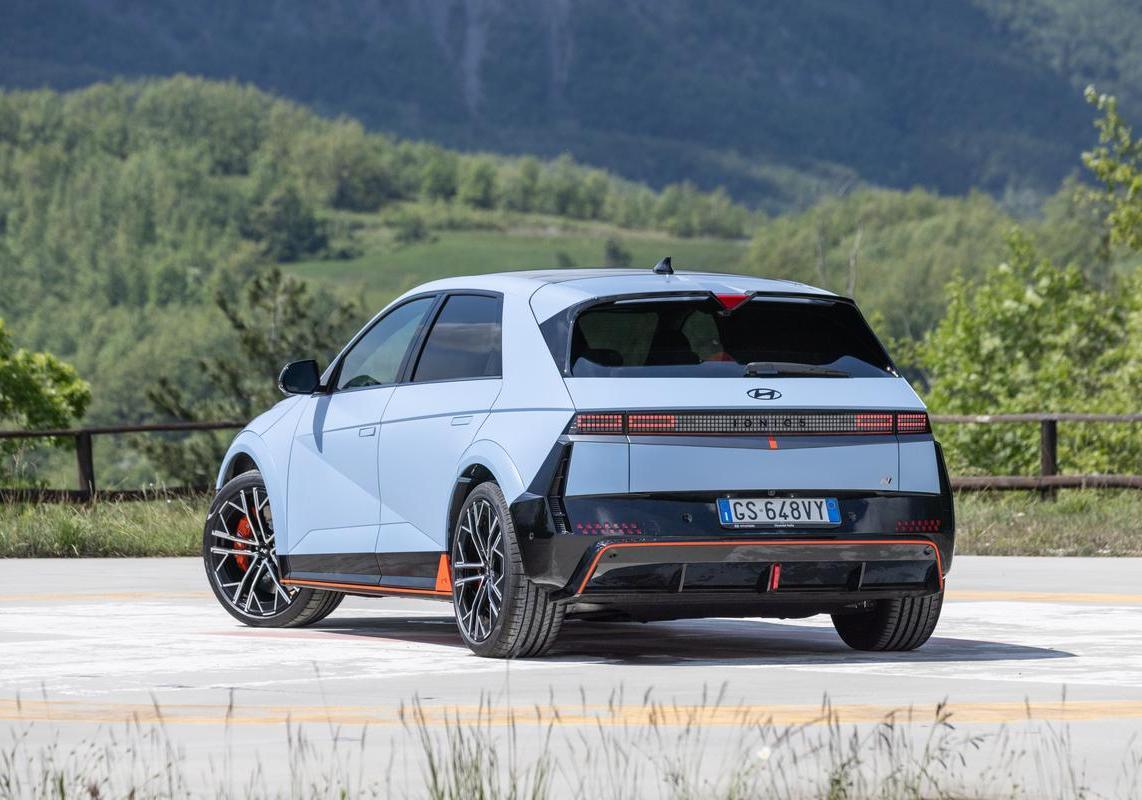 Hyundai Ioniq 5 N Performance Blue posteriore