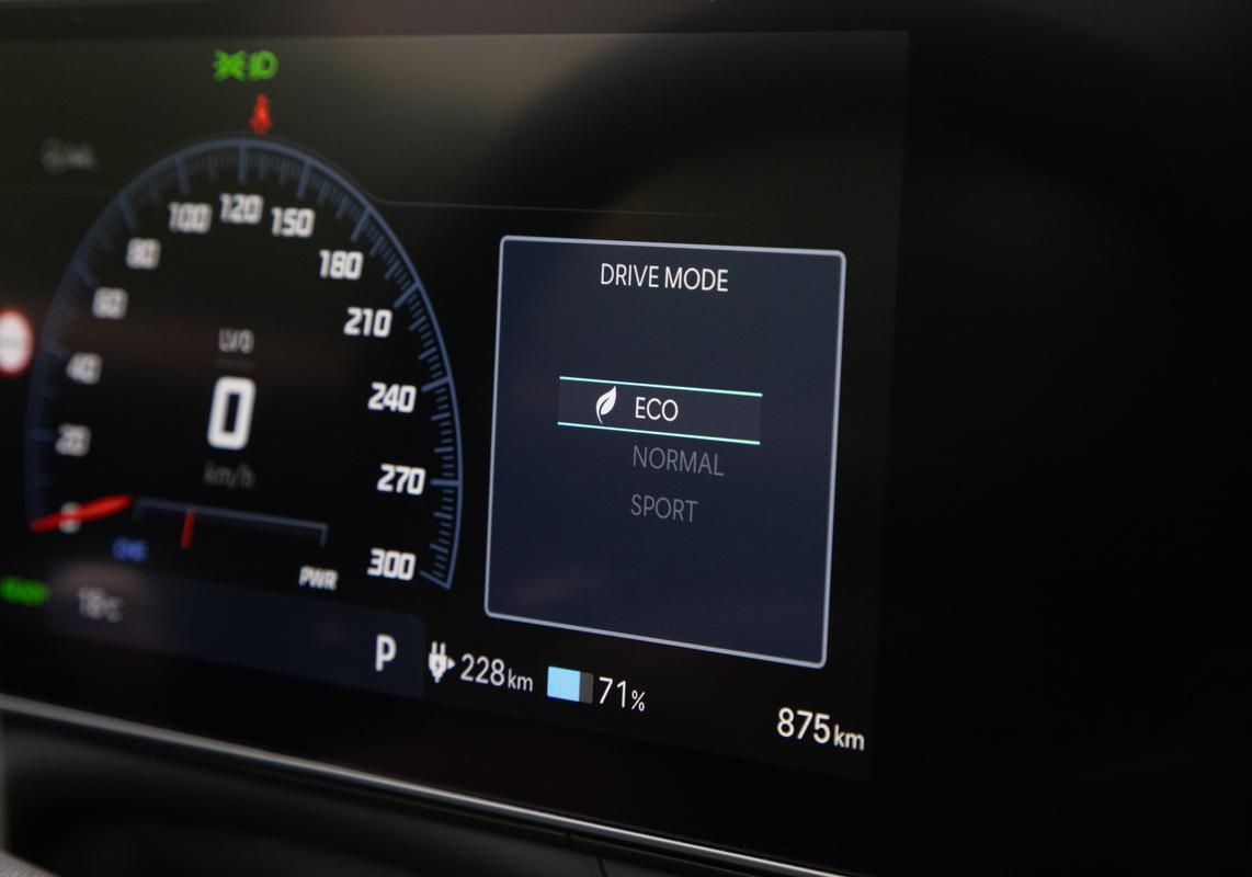 Hyundai Ioniq 5 N strumentazione