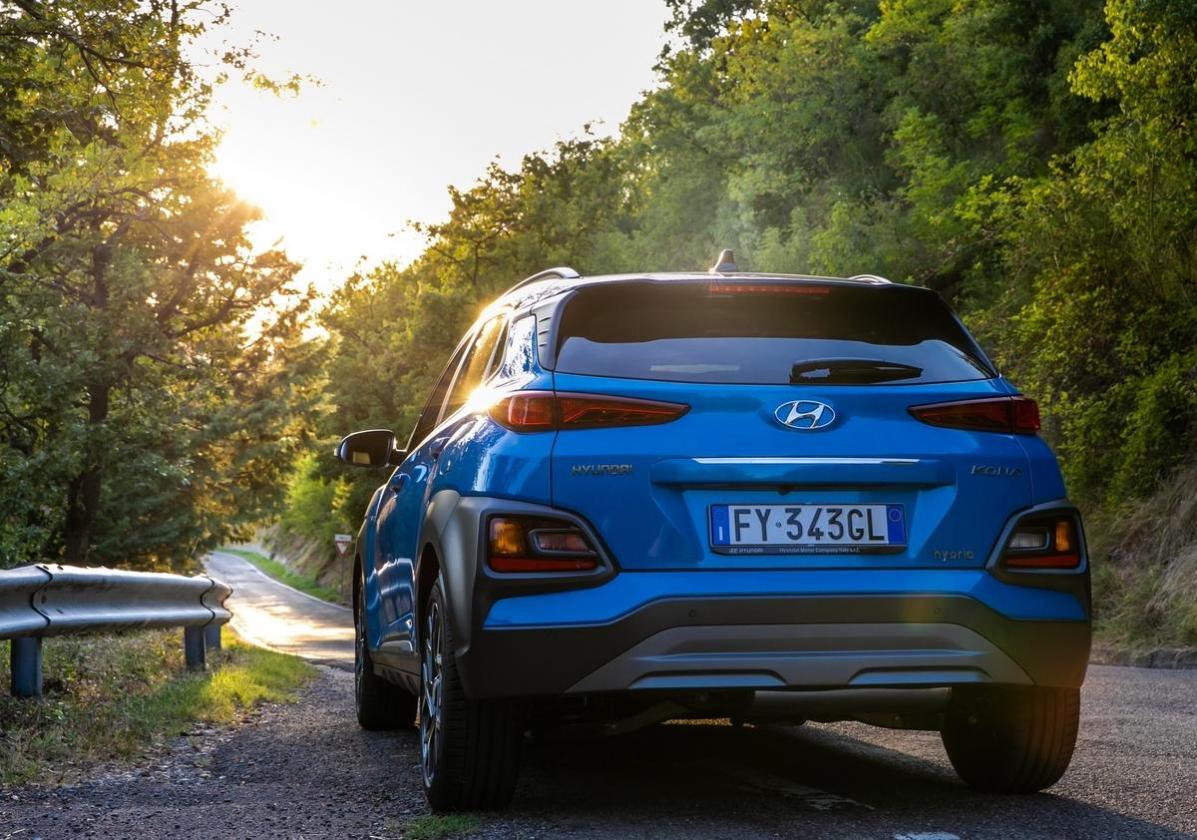 Hyundai Kona Hybrid posteriore