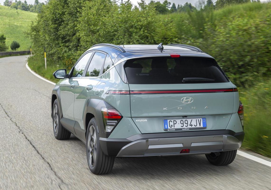 Hyundai Kona Hybrid X Line prova posteriore