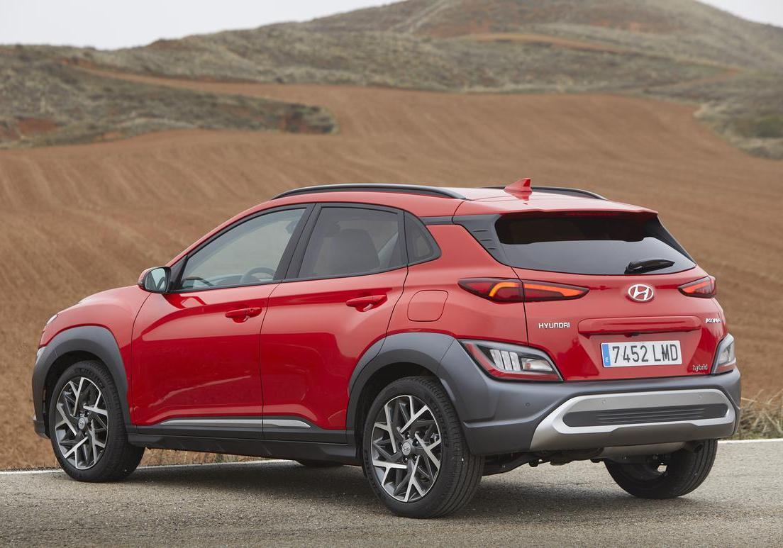 Hyundai Kona ibrida full-hybrid immagine