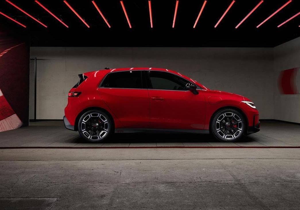 ID. Polo GT - laterale