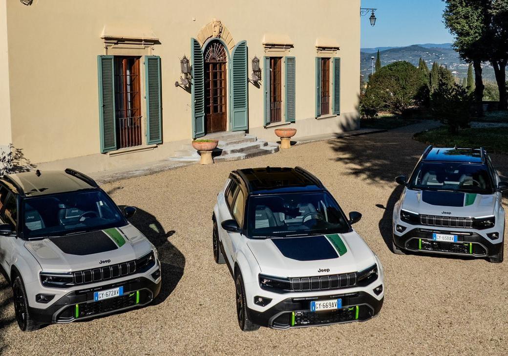 Jeep Avenger suv piu venduta in Italia 2025 foto