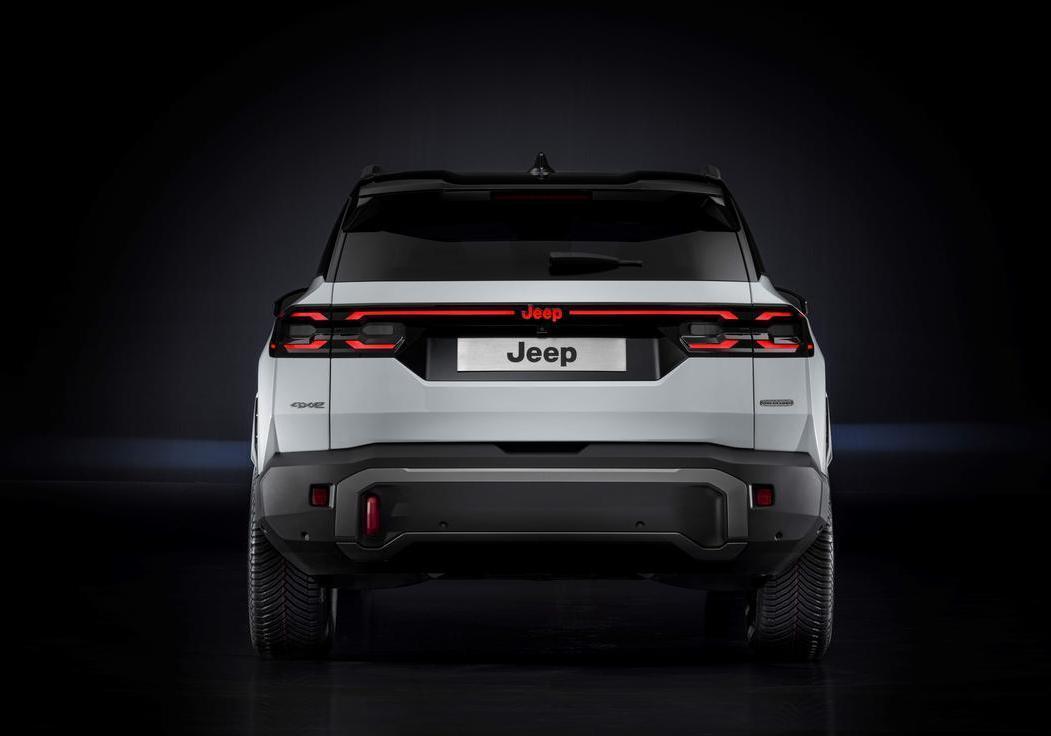 Jeep Compass 2025 4x4 - posteriore