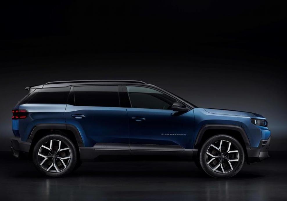 Jeep Compass 2025 First edition Pacific - laterale