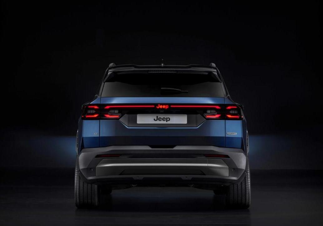 Jeep Compass 2025 First edition Pacific - retro