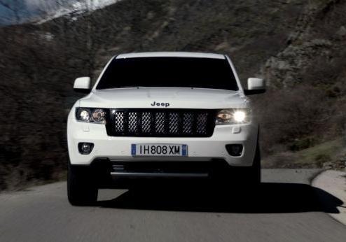 Jeep Grand Cherokee S Limited anteriore frame spot pubblicitario