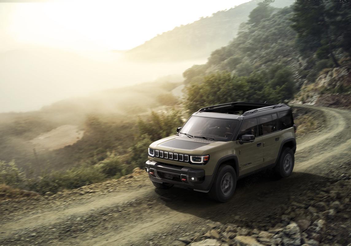 Jeep Recon 2026 on road