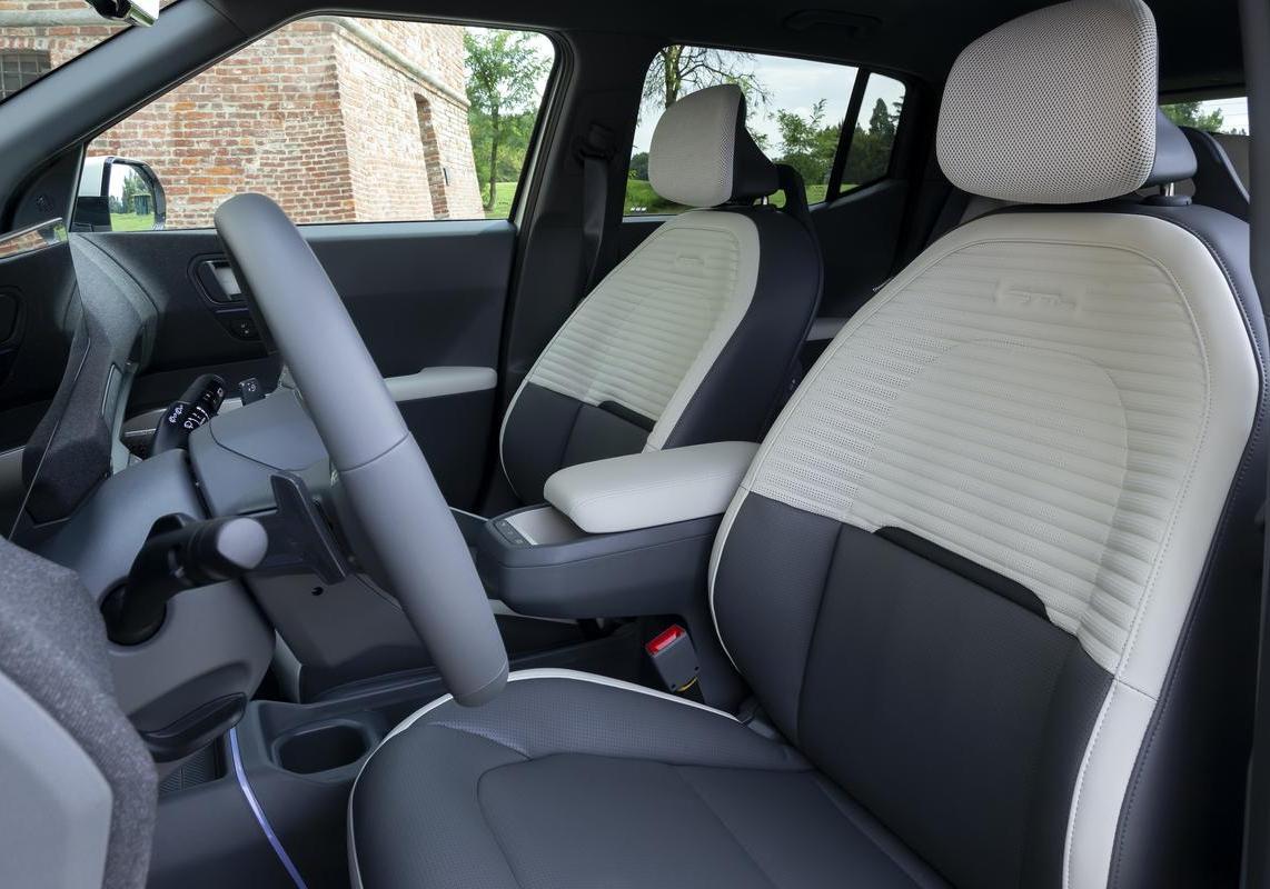 Kia EV2 Long Range abitacolo