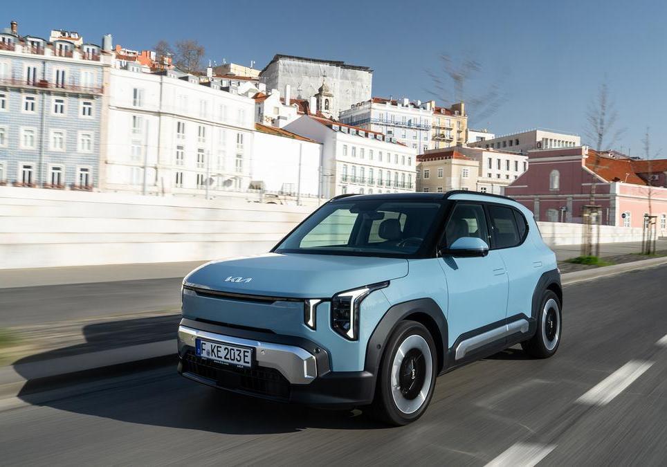 Kia EV2 Standard Range Earth 2