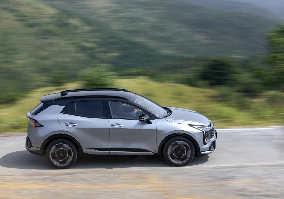 Kia Sportage 2025 diesel ibrida