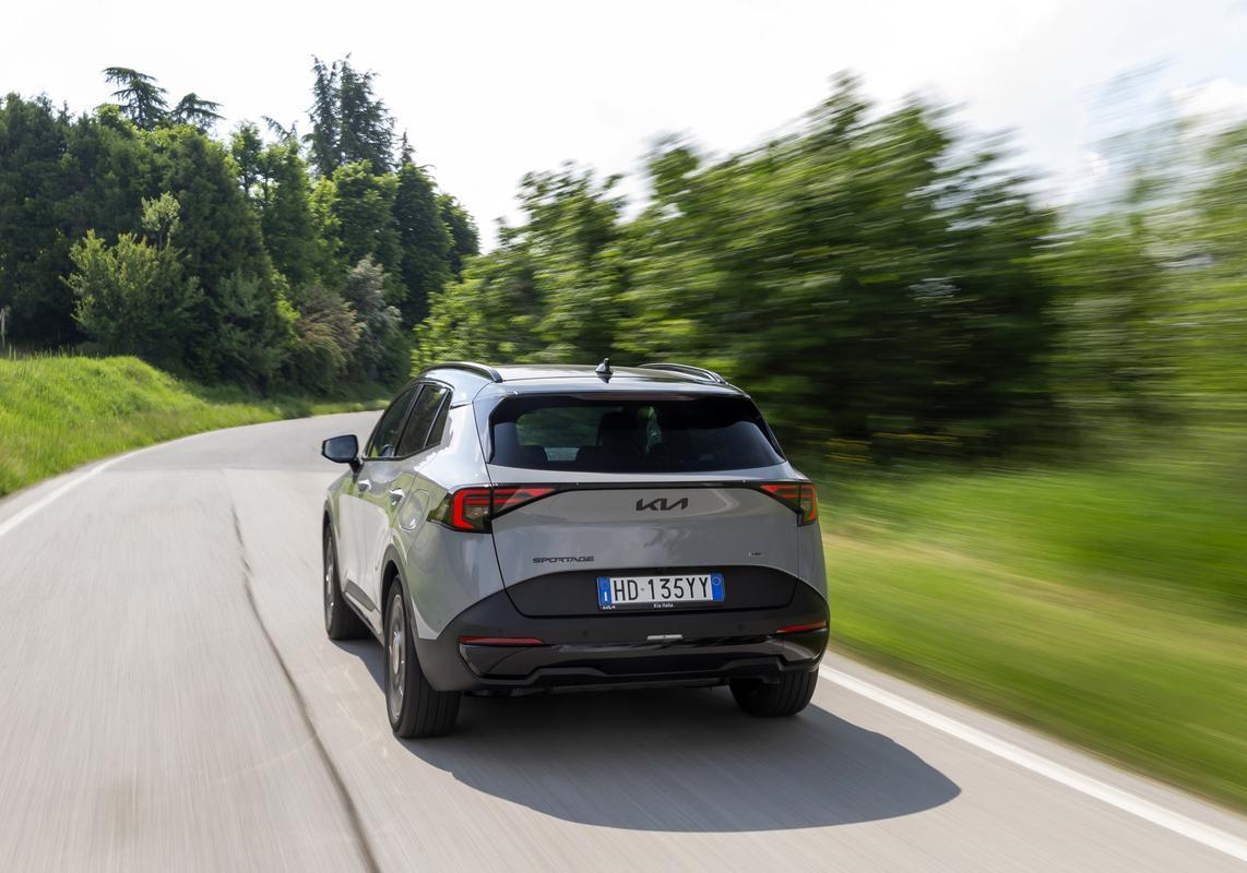 Kia Sportage Tri-Fuel 3