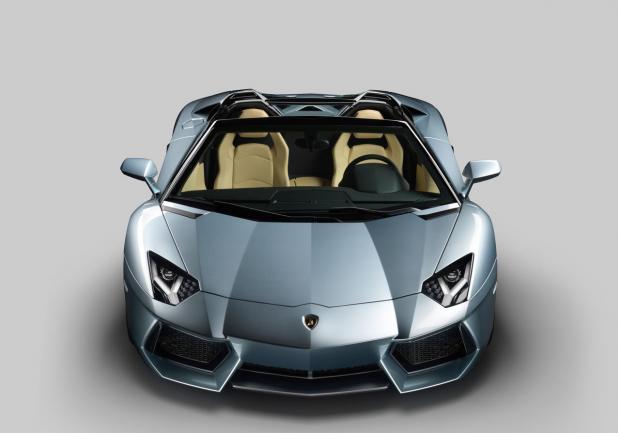 Lamborghini Aventador LP 700-4 Roadster anteriore