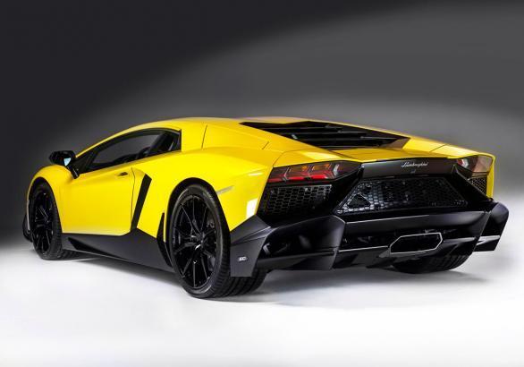 Lamborghini Aventador LP 720-4 50° Anniversario tre quarti posteriore