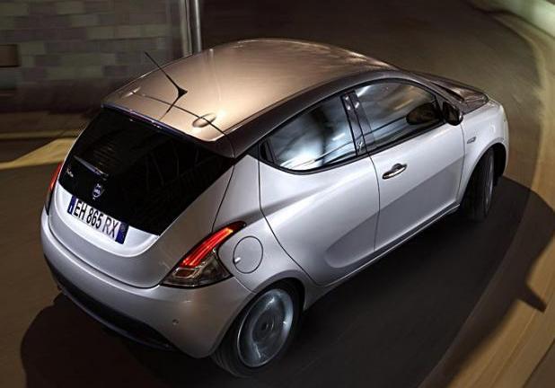 Lancia Ypsilon 5 porte vista dall'alto