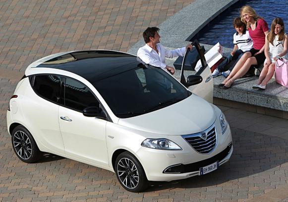 Lancia Ypsilon per neopatentati