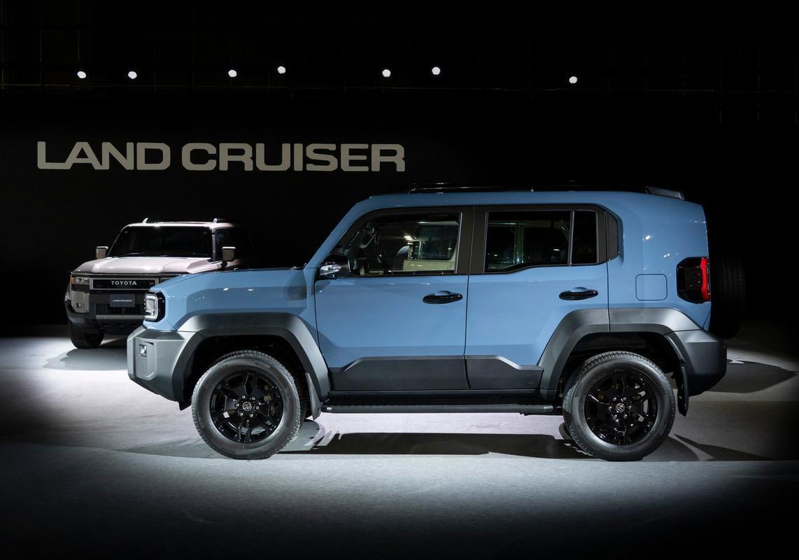 Land Cruiser FJ - laterale 2