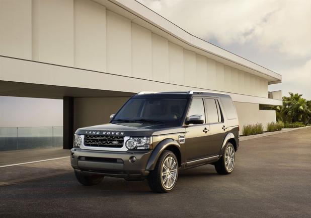 Land Rover Discovery 4 HSE Luxury Edition anteriore